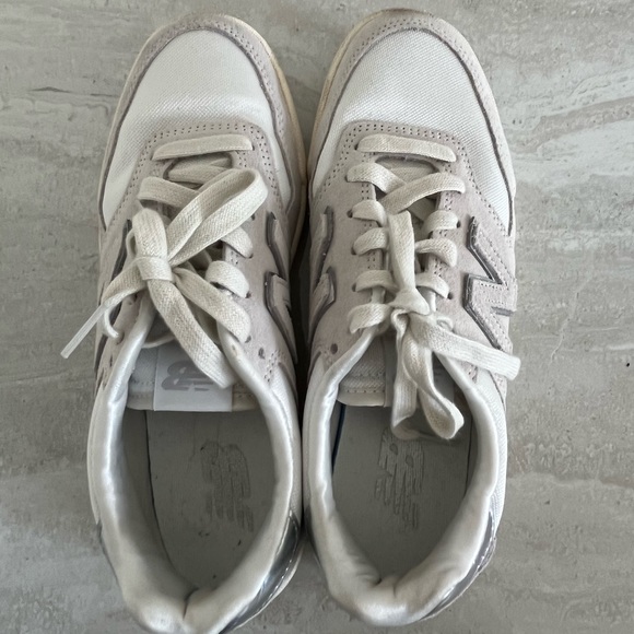 New Balance 300 Sneaker - Picture 6 of 8